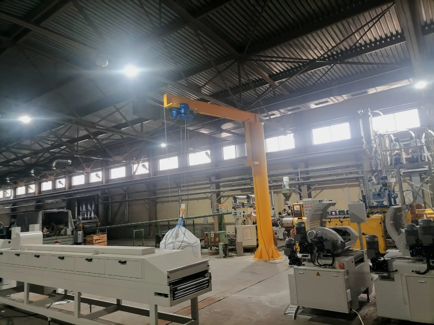 На колонне ручной 