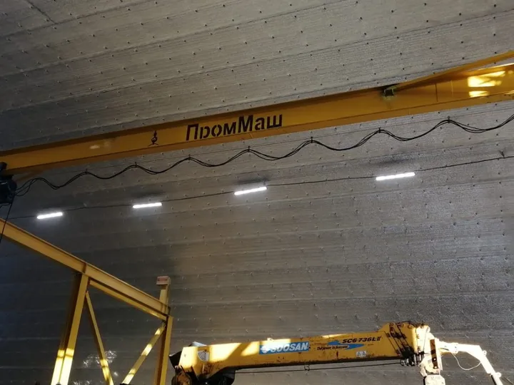 Опорный электрический однобалочный